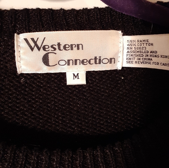 Ladies sweater - Picture 2 of 6